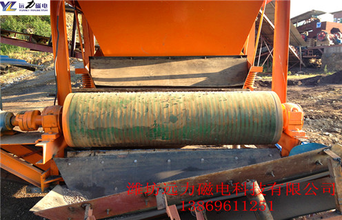 強(qiáng)磁磁選機(jī)，印度客戶發(fā)石英砂樣品到我廠用強(qiáng)磁磁選機(jī)做除鐵試驗