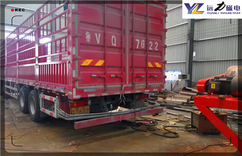 河沙磁選機，河沙磁選機值得您選用！安裝與維護細則要點_沙子分選機_鐵礦石河沙磁選機值得您選用！干選過程中磁源強大而穩(wěn)定_價格