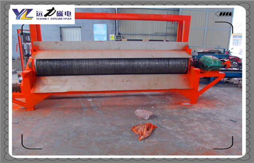 濕式磁選機(jī)，湖南濕式磁選機(jī)磁偏角_釩鈦鐵礦湖南濕式磁選機(jī)磁偏角型號參數(shù)及磁場強(qiáng)度