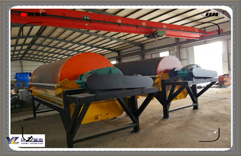 小型磁選機，選擇合適的小型磁選機助力您的工業(yè)生產(chǎn)_礦用選擇合適的小型磁選機助力您的工業(yè)生產(chǎn)_小型強磁滾筒磁選機 