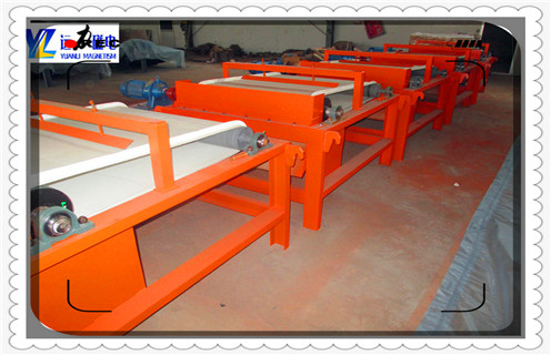 小型磁選機(jī)，正規(guī)小型磁選機(jī)供應(yīng)廠家具有什么特點(diǎn)_正規(guī)小型磁選機(jī)供應(yīng)廠家具有什么特點(diǎn)磁場一般為多少_磁塊如何排列