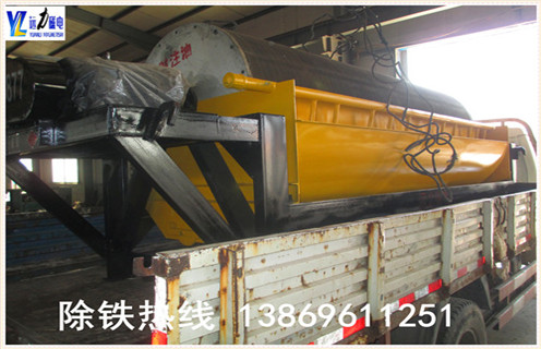 干式磁選機(jī)，鐵礦干式磁選機(jī)開(kāi)啟量身定制生產(chǎn)模式_鐵礦干式磁選機(jī)開(kāi)啟量身定制生產(chǎn)模式發(fā)展工作視頻皮帶及結(jié)構(gòu)價(jià)格