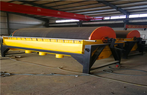 小型皮帶磁選機(jī)，小型皮帶磁選機(jī)生產(chǎn)技術(shù)不斷提升_輥式小型皮帶磁選機(jī)生產(chǎn)技術(shù)不斷提升_磁塊如何排列