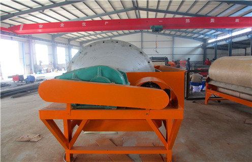 輥磨機，單傳動高壓輥磨機質(zhì)量好， 單傳動高壓輥磨機質(zhì)量好，磁場一般為多少_磁塊如何排列