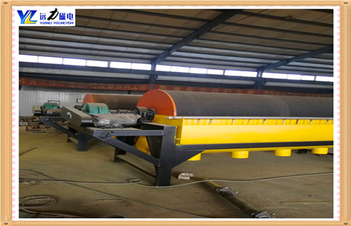 小型磁選機(jī)，小型磁選機(jī)廠家始終不忘記努力發(fā)展自身_輥式小型磁選機(jī)廠家始終不忘記努力發(fā)展自身_磁塊如何排列