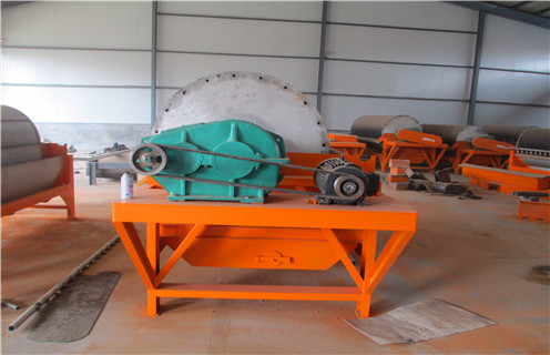 鐵礦磁選機(jī)，內(nèi)蒙古鐵礦磁選機(jī)參數(shù)_內(nèi)蒙古鐵礦磁選機(jī)參數(shù)如何配置，選三氧化二鐵嗎？