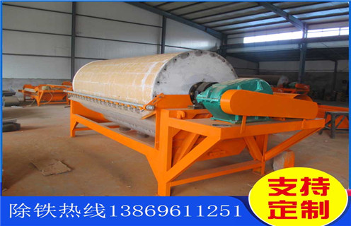 干式磁選機，江蘇干式磁選機廠家_江蘇干式磁選機廠家制作如何選鐵參數(shù)規(guī)格一般是多少_生產(chǎn)廠家